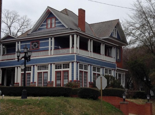 2439 Fairfield 